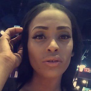 Meet your Posher, Ivy